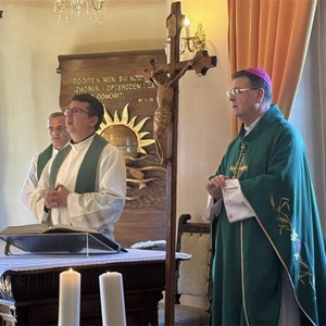 Biskup Šaško predvodio misu prigodom proslave 100. obljetnice dolaska sestara milosrdnica u Lužnicu